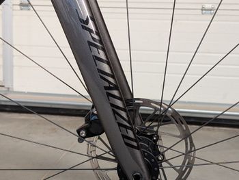 Specialized Tarmac SL8 Expert - SRAM Rival AXS 2024 2024 Road & Gravel de segunda mano, Gris claro — imagen 4 de 10