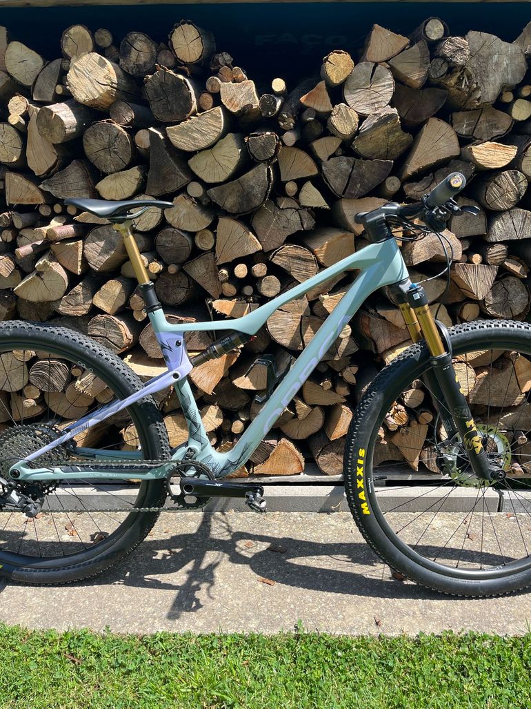 Used Orbea Oiz Shimano Deore XT 2025 Mountainbike, Blue — image 1 of 12