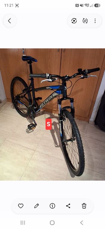 Used B Twin Rockrider Shimano Tourney 2020 Mountainbike, Light Gray — image 7 of 9