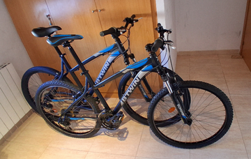 Tweedehands B Twin Rockrider Shimano Tourney 2020 Mountainbike — afbeelding 1 van 10
