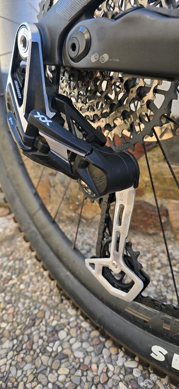 Gebrauchtes Canyon Spectral CF LTD 2024 2024 Mountainbike, Weiß, 29, 27.5 — Bild 12 von 16