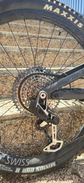 Tweedehands Canyon Spectral CF LTD 2024 2024 Mountainbike — afbeelding 3 van 16