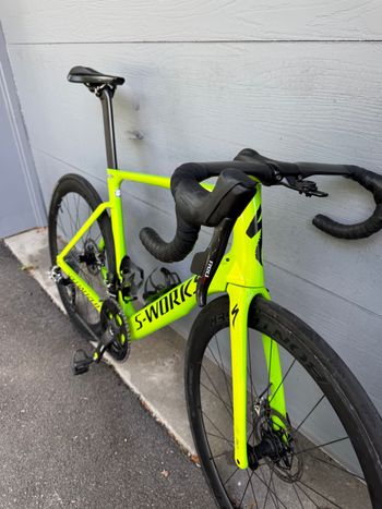 Used Specialized S-Works Venge Disc - SRAM Red eTap AXS 2020 2020 Road & Gravel, Green — image 4 of 4