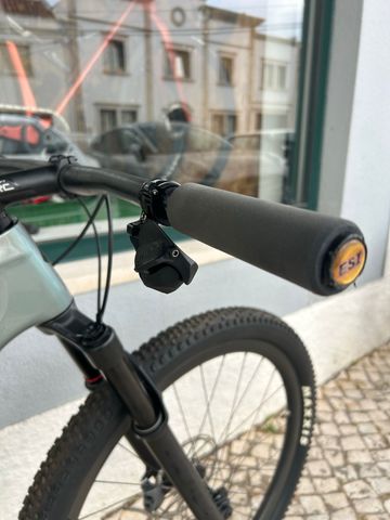 Gebrauchtes Specialized Epic SRAM X01 Eagle 2022 Mountainbike, Hellgrau — Bild 8 von 12