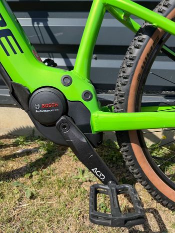 Używany CUBE REACTION HYBRID PERFORMANCE, 500 2022 2022 Mountainbike — zdjęcie 6 z 8