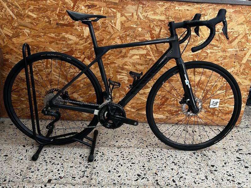 Used Canyon Endurace CF 7 Di2 2024 2024 Road & Gravel