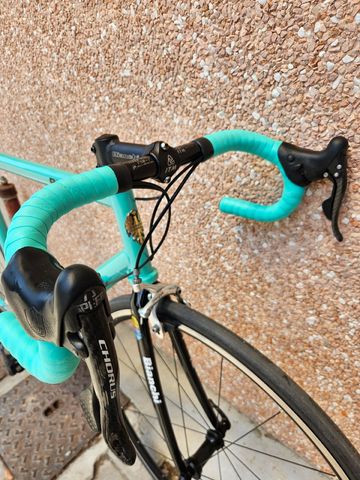 Used Bianchi Custom Campagnolo Chorus 2001 Road & Gravel, Blue — image 4 of 6