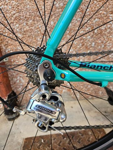 Used Bianchi Custom Campagnolo Chorus 2001 Road & Gravel, Blue — image 3 of 6