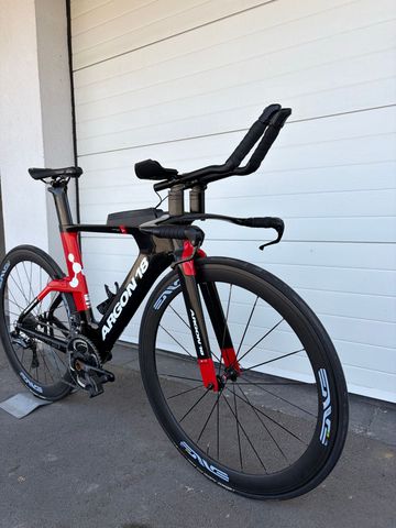 Used Argon 18 E119 Shimano Ultegra Di2 2018 Road & Gravel, Black — image 3 of 6