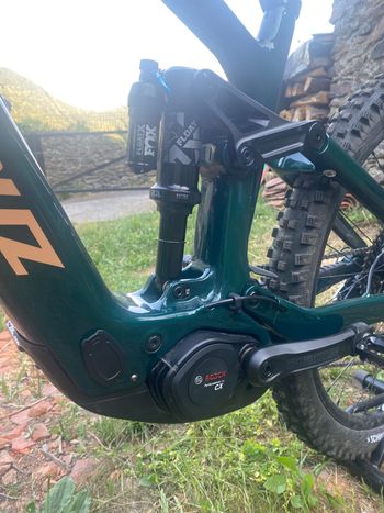 Używany Santa Cruz Vala 90 2026 2026 Mountainbike — zdjęcie 5 z 10