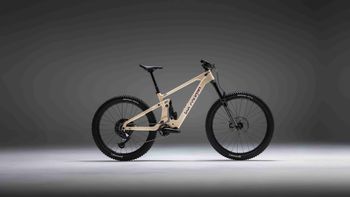 Used Lee Cougan FLO Carbon 2026 Mountainbike, White — image 2 of 5