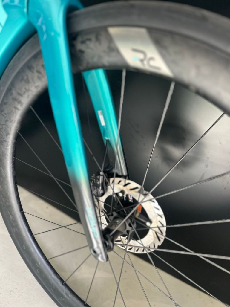 Używany Bianchi Specialissima COMP Ultegra Di2 2025 2025 Road & Gravel — zdjęcie 4 z 14