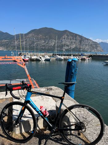 Gebrauchtes Giant Defy Shimano Ultegra 2018 Road & Gravel, Schwarz — Bild 1 von 3