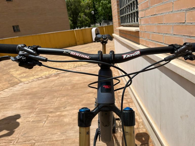 Używany Santacruz Custom Shimano Deore XT 2021 Mountainbike — zdjęcie 9 z 10