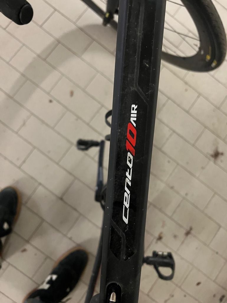 Wilier Custom Shimano Dura Ace Di2 2022 Road & Gravel de segunda mano, Negro — imagen 3 de 3