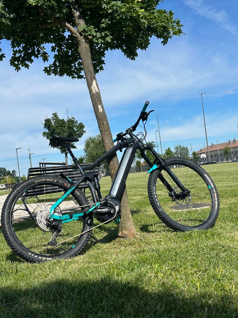 Käytetty Haibike AllMtn 1 2024 2024 Mountainbike — kuva 1 / 3