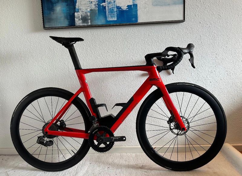 Used BMC Roadmachine 01 THREE 2022 2022 Road & Gravel, Red — image 3 of 3