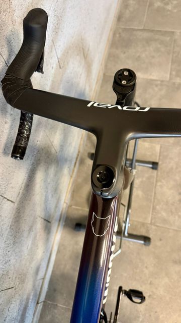 Used S-Works SL8 QuickStep Custom SRAM Red eTap AXS 2024 Road & Gravel, Blue — image 6 of 11