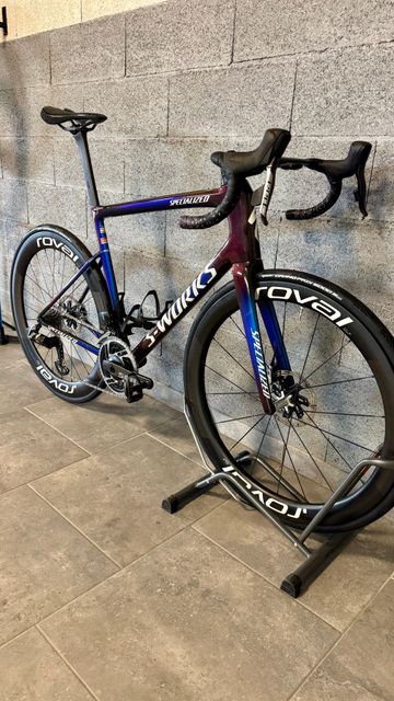 Used S-Works SL8 QuickStep Custom SRAM Red eTap AXS 2024 Road & Gravel, Blue — image 2 of 11