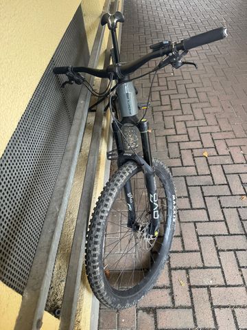 Used Focus JAM² 7.8 2022 2022 Mountainbike, Light Gray, 29 — image 2 of 4