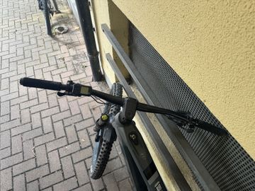 Used Focus JAM² 7.8 2022 2022 Mountainbike, Light Gray, 29 — image 3 of 4