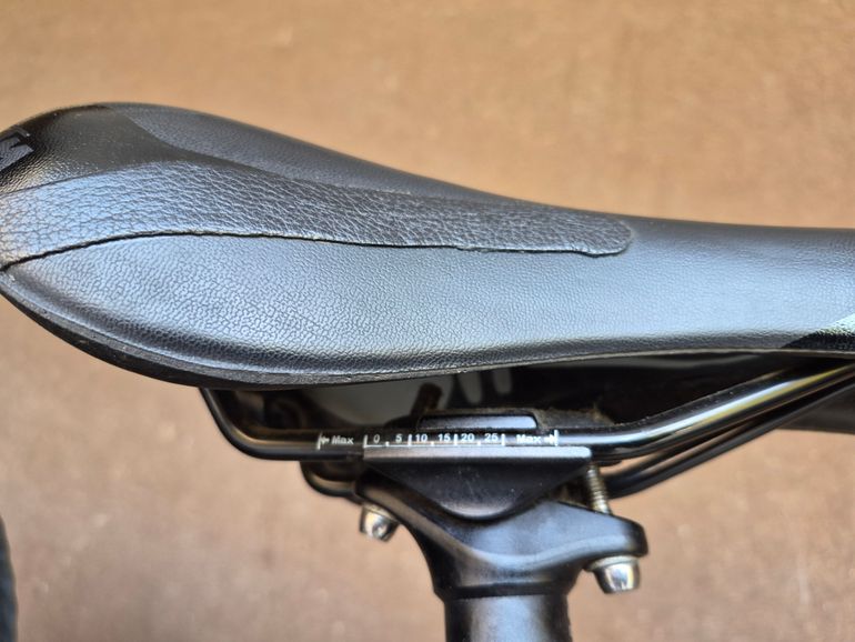 Gebrauchtes CUBE TOWN SPORT HYBRID ONE 400 2019 2019 Urban, Schwarz — Bild 8 von 14