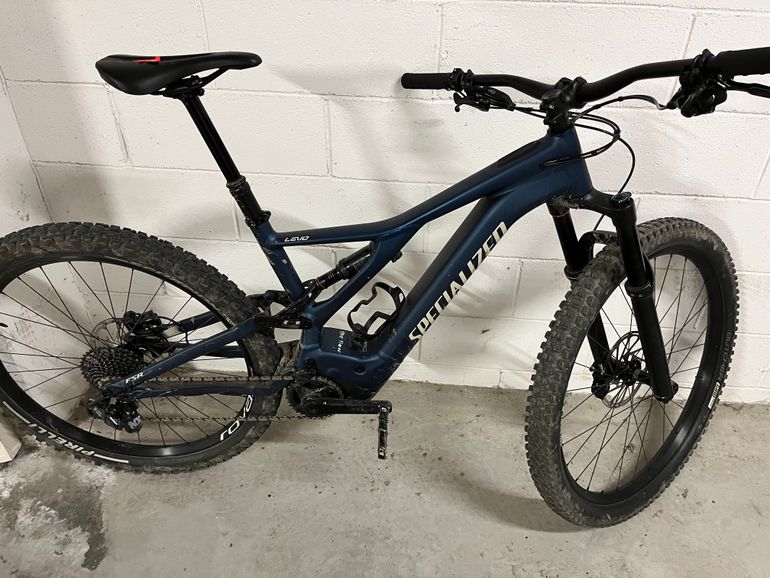 Gebrauchtes Specialized Turbo Levo 2020 2020 Mountainbike, Blau, 29 — Bild 1 von 3