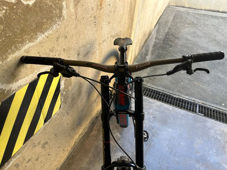 Używany Giant Glory SRAM GX 2016 Mountainbike — zdjęcie 6 z 14