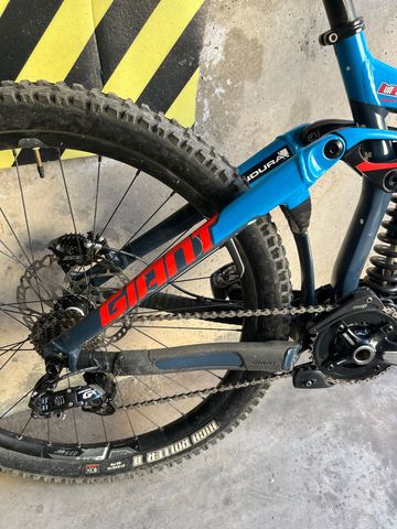 Used Giant Glory SRAM GX 2016 Mountainbike, Blue, 27.5 (650B) — image 12 of 17