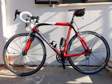 Pinarello Custom Campagnolo Centaur 2013 Road & Gravel usato, Rosso — immagine 2 di 6