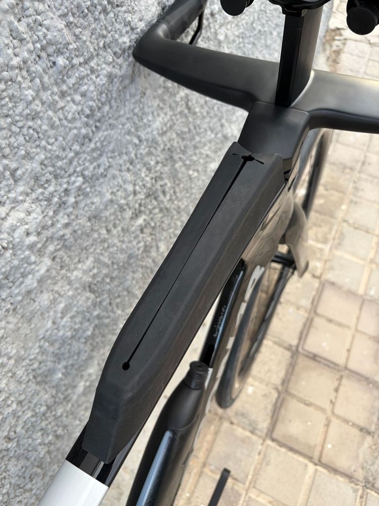 Argon 18 E117 Shimano 105 Di2 2026 2026 Road & Gravel d'occasion — image 11 sur 11