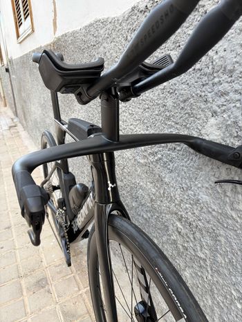 Argon 18 E117 Shimano 105 Di2 2026 2026 Road & Gravel d'occasion — image 7 sur 11