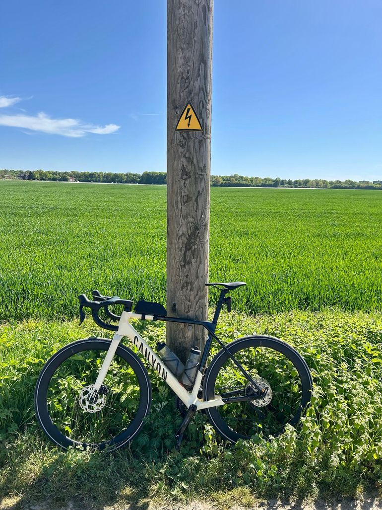 Tweedehands Canyon Ultimate CF SL 7 Di2 Aero 2025 2025 Road & Gravel — afbeelding 6 van 8