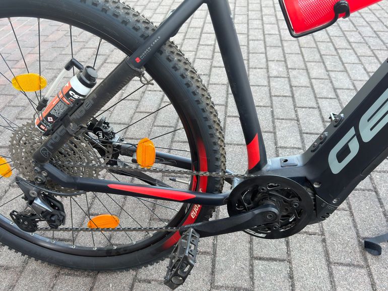 Used Gepida Custom Shimano Deore 2024 Mountainbike, Black — image 13 of 17