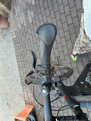 Used Gepida Custom Shimano Deore 2024 Mountainbike, Black — image 9 of 17