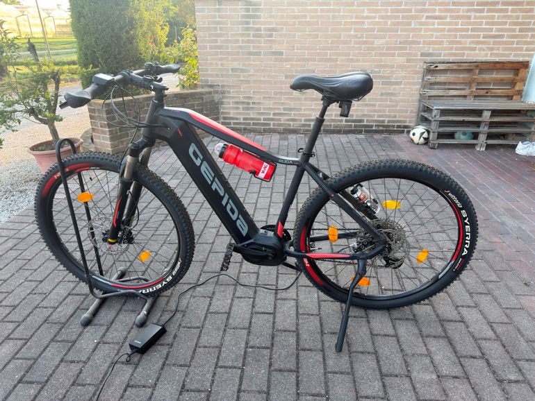 Used Gepida Custom Shimano Deore 2024 Mountainbike, Black — image 17 of 17