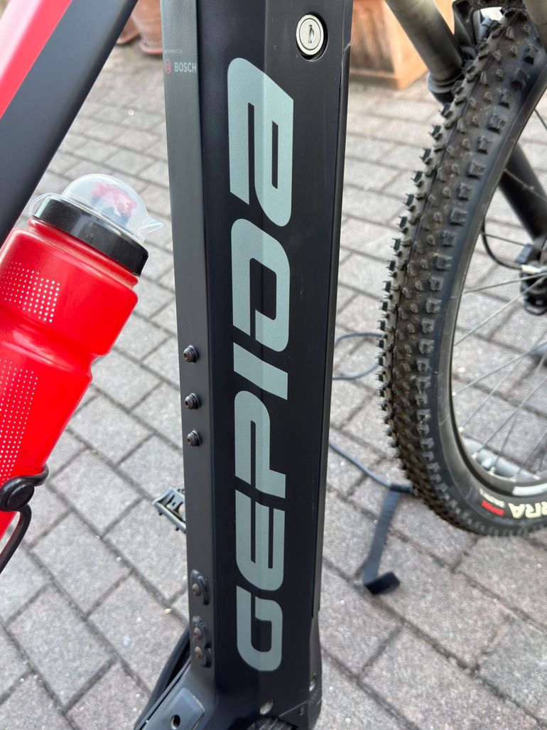 Used Gepida Custom Shimano Deore 2024 Mountainbike, Black — image 12 of 17