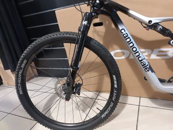 Używany Cannondale Scalpel Carbon 3 2023 2023 Mountainbike — zdjęcie 8 z 19