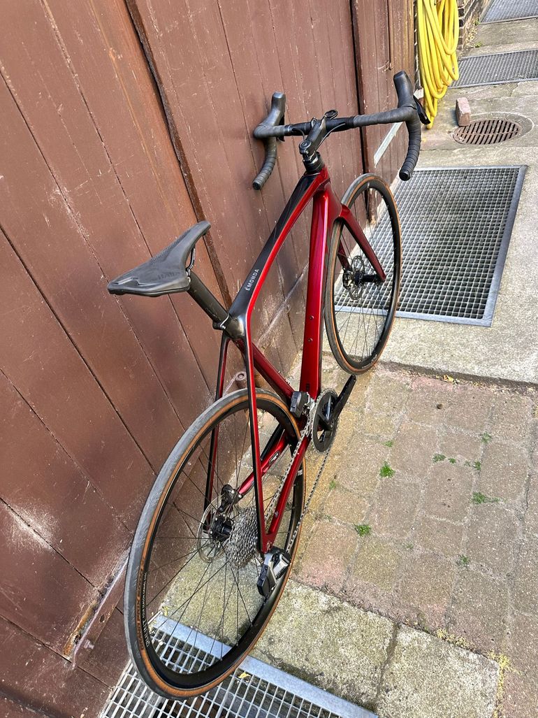 Used Trek Émonda SL 6 AXS 2023 2023 Road & Gravel, Red — image 6 of 8