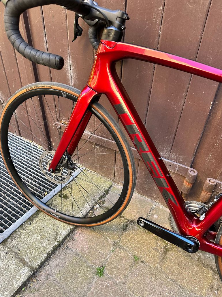 Used Trek Émonda SL 6 AXS 2023 2023 Road & Gravel, Red — image 8 of 8
