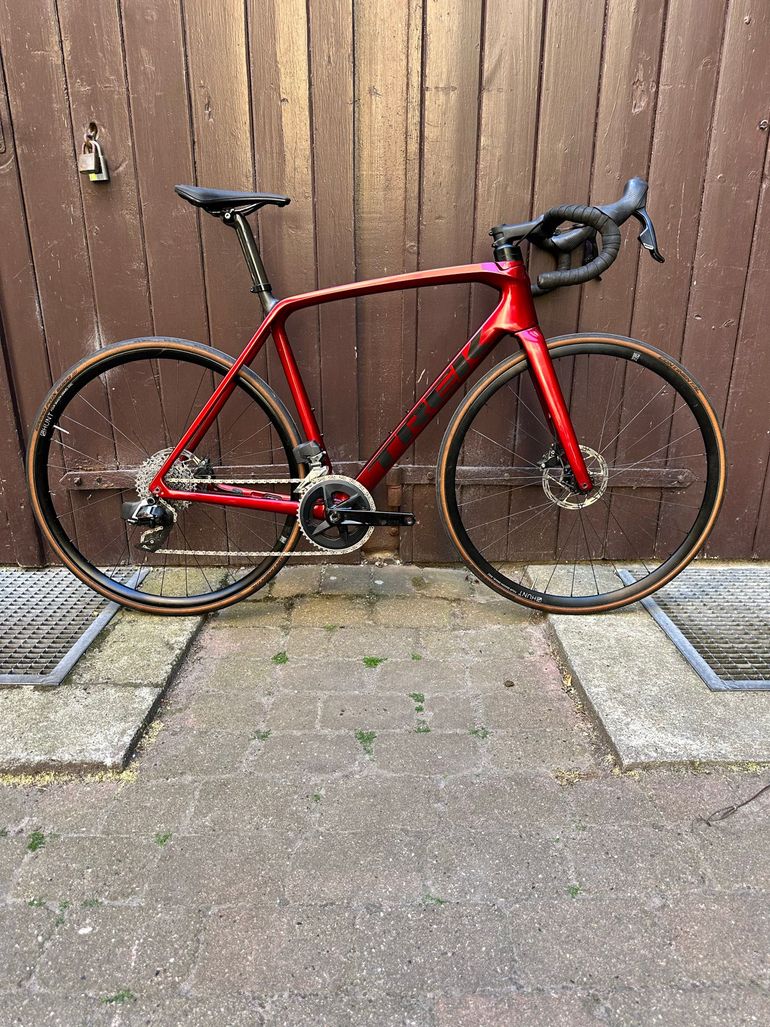 Used Trek Émonda SL 6 AXS 2023 2023 Road & Gravel, Red — image 1 of 8