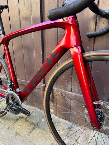 Used Trek Émonda SL 6 AXS 2023 2023 Road & Gravel, Red — image 2 of 8