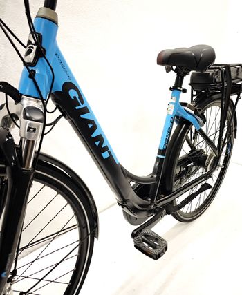 Używany Giant Ease E 2018 Urban — zdjęcie 7 z 12