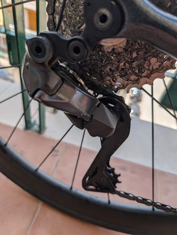 Used Giant TCR Advanced Pro Disc 0 Di2 2023 2023 Road & Gravel, Black — image 3 of 4