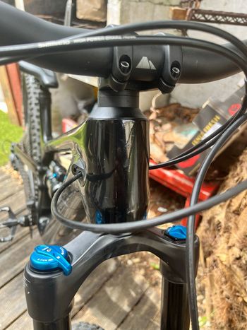 Używany Canyon Spectral CF 7 2024 2024 Mountainbike — zdjęcie 6 z 8