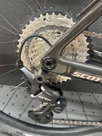 Używany Scott Addict Gravel 40 2026 2026 Road & Gravel — zdjęcie 6 z 7