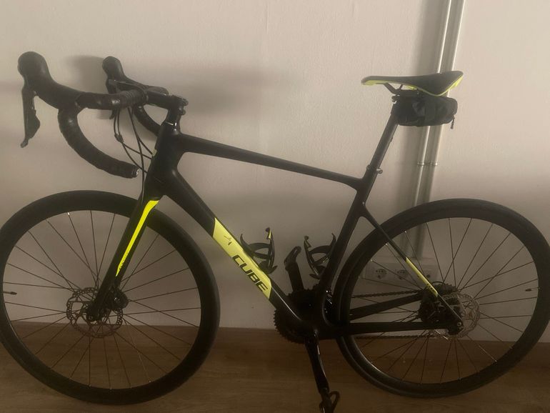 Używany CUBE ATTAIN GTC RACE 2020 2020 Road & Gravel — zdjęcie 2 z 5
