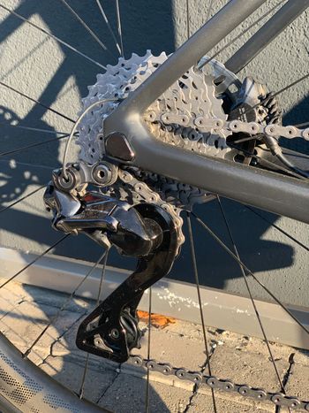 Używany Colnago V4Rs Shimano Dura Ace Di2 2025 2025 Road & Gravel — zdjęcie 3 z 6