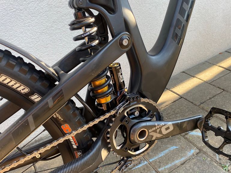 Używany Propain Rage CF 27.5 Highend 2019 2019 Mountainbike — zdjęcie 12 z 15