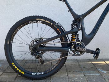 Używany Propain Rage CF 27.5 Highend 2019 2019 Mountainbike — zdjęcie 9 z 15